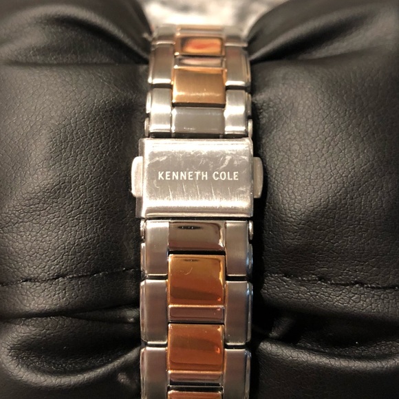 Kenneth Cole New York Women’s Diamond Accent Watch - Picture 6 of 6